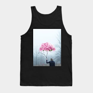 it's okay to ate a few lies when our heart is hungry Tank Top